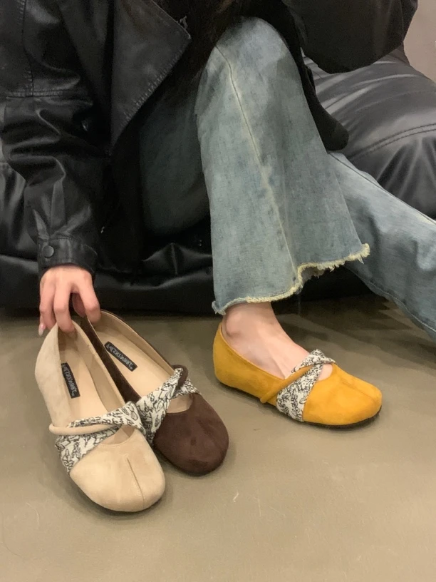 内增高法式复古芭蕾舞单鞋女圆头平底气质玛丽珍鞋温柔软底瓢鞋