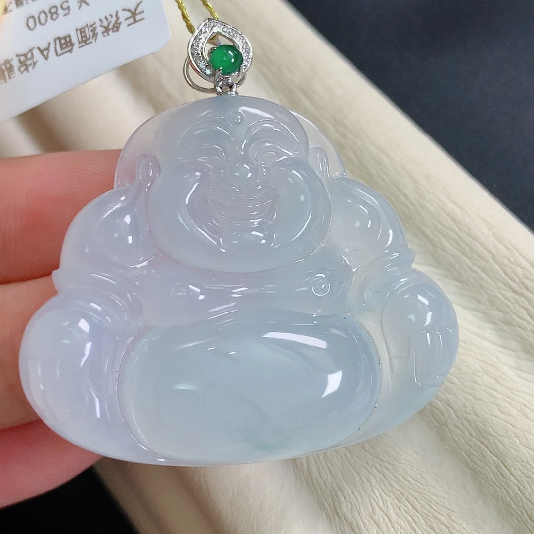 颈饰18K金镶嵌翡翠佛公
