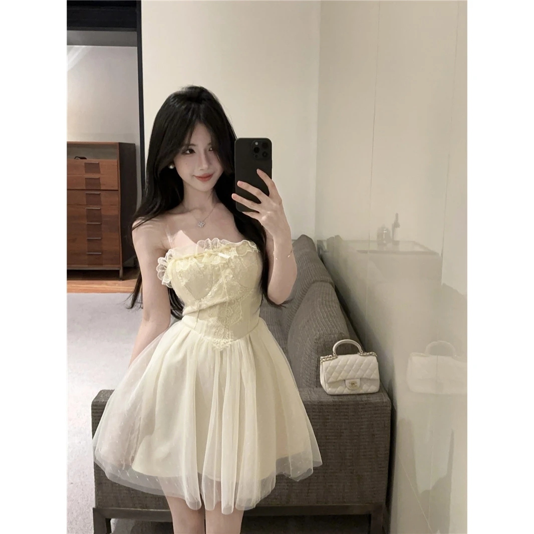 纯欲高级设计感吊带连衣裙女甜美气质收腰显瘦小众绝美别致短裙子