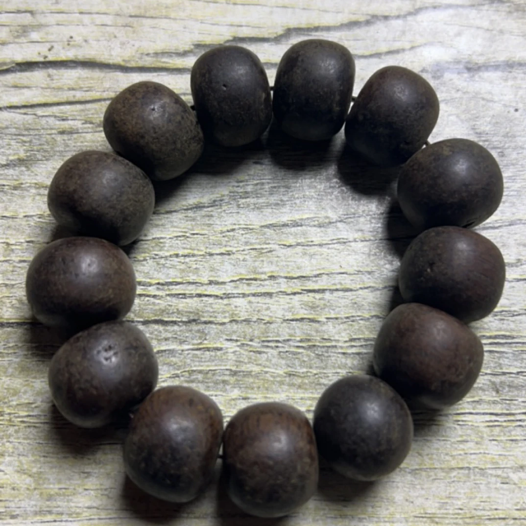 20 福来精选文玩沉香木作手串20mm