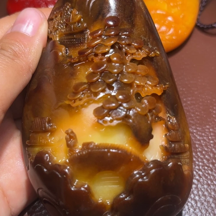 梅***茶和田玉未镶嵌颈饰