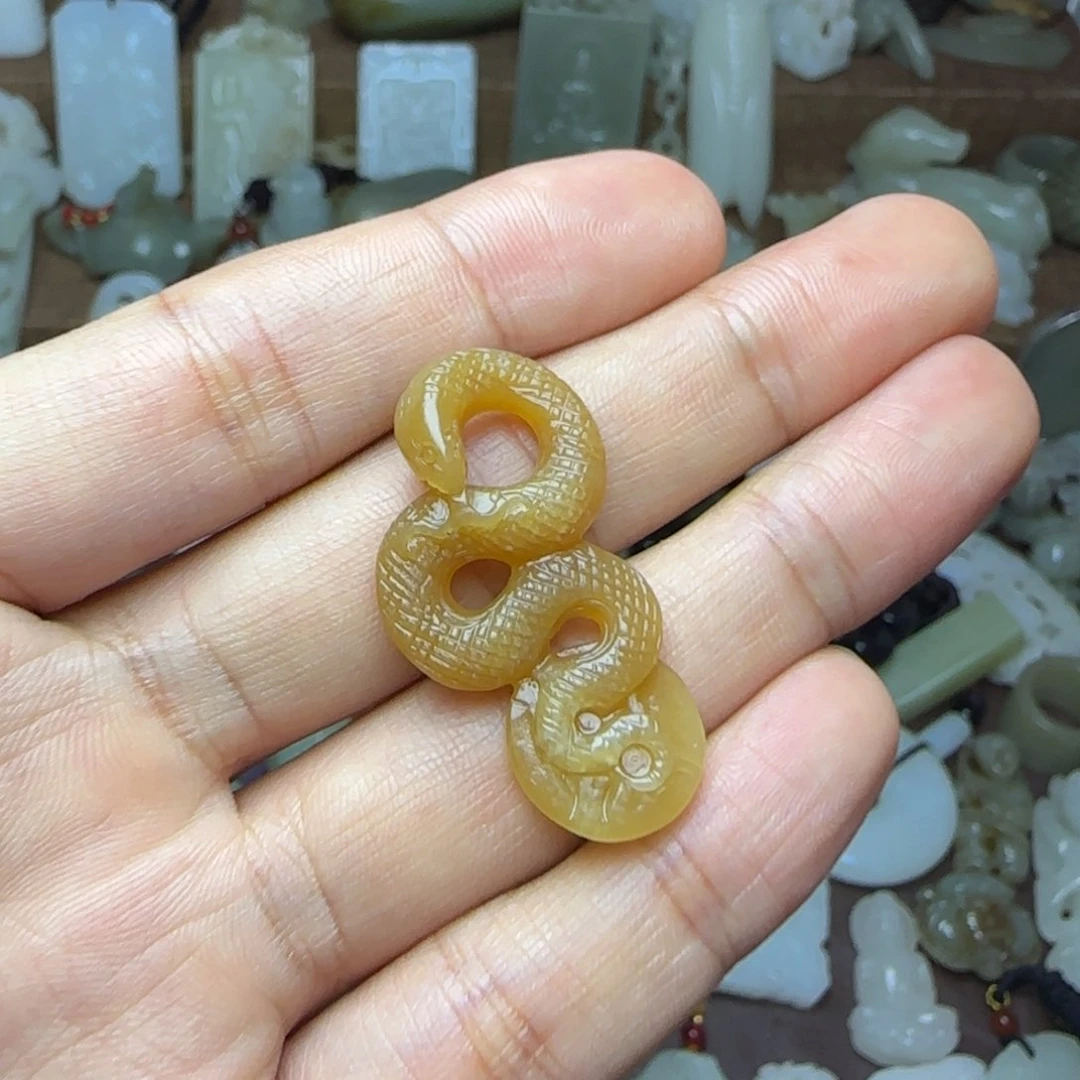 和田玉挂件未镶嵌