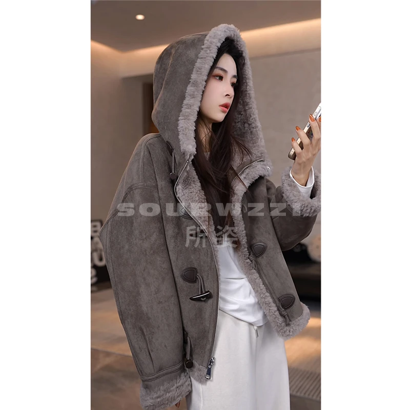 SOURWZZI/所姿100%羊毛连帽牛角扣反绒面休闲女士外套SZ-25666