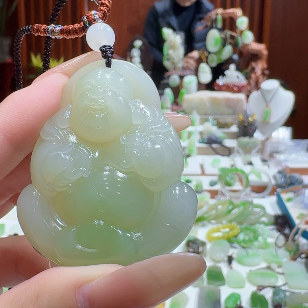 和田玉翠青冰底佛公未镶嵌