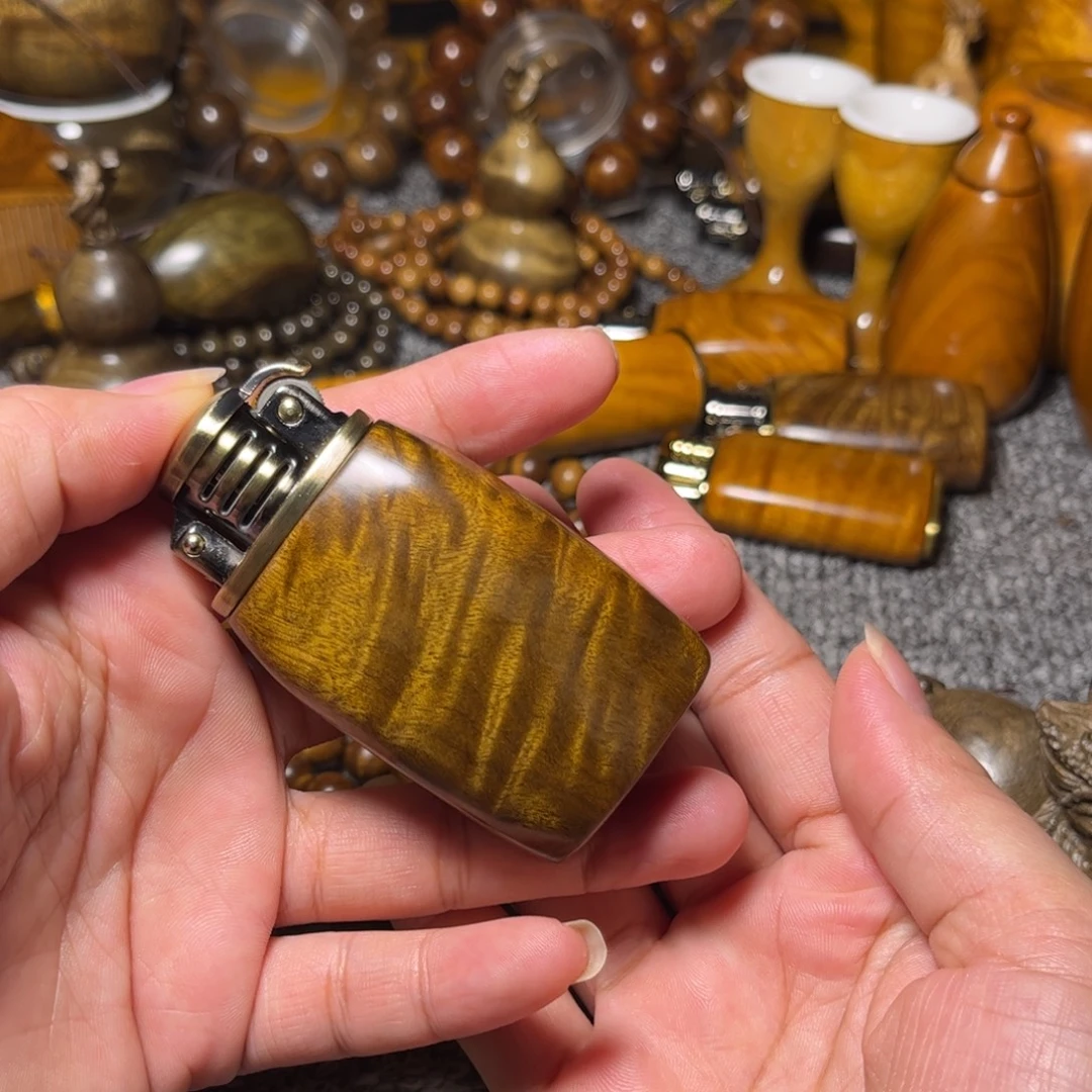 金丝楠阴沉花纹打火机