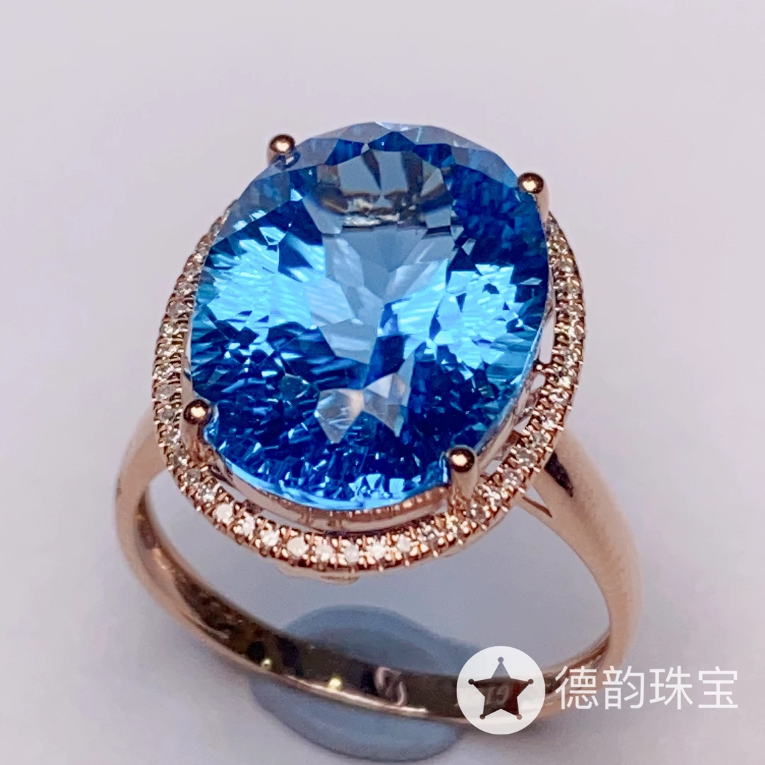 18K金镶嵌托帕石戒指