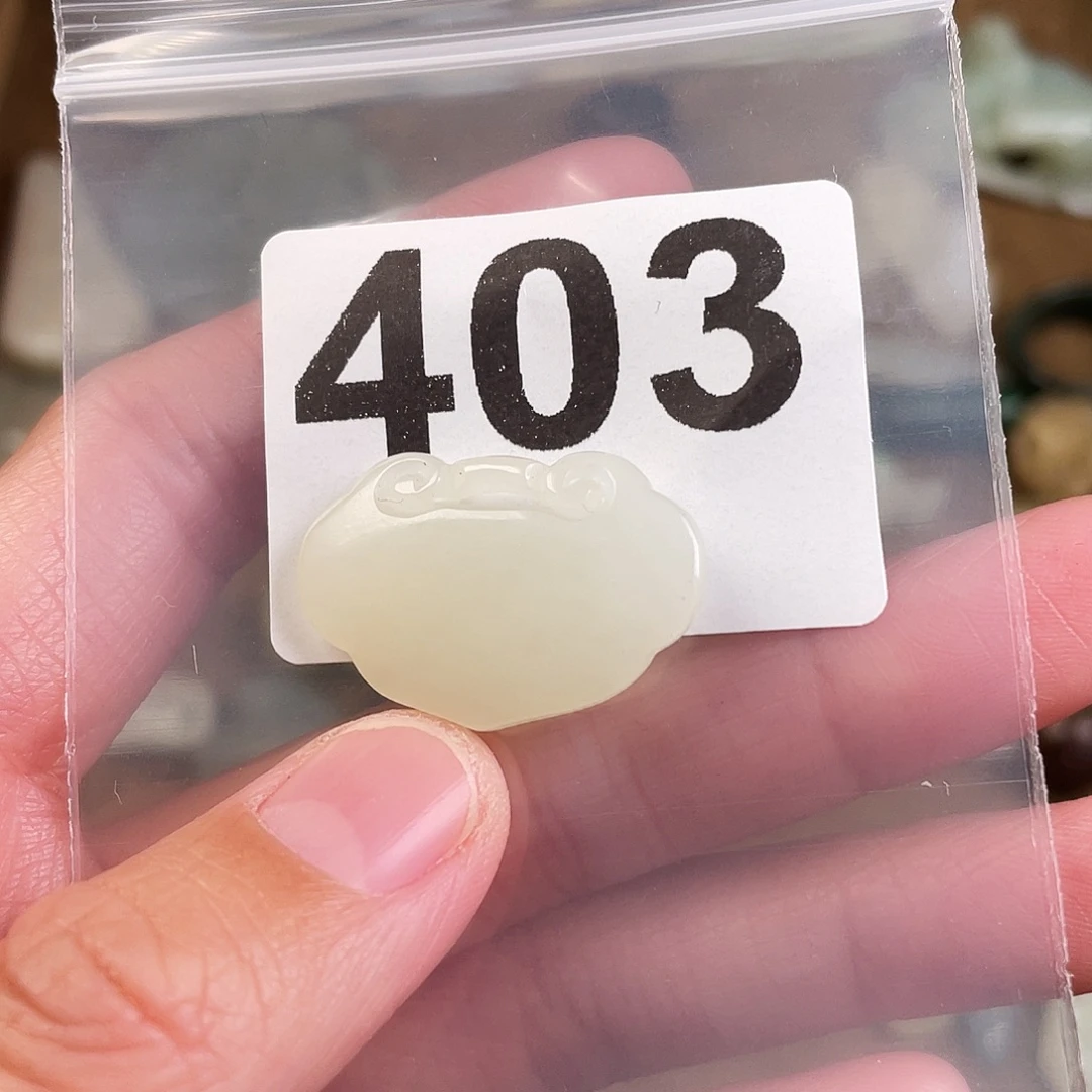 和田玉（糖玉）未镶嵌颈饰