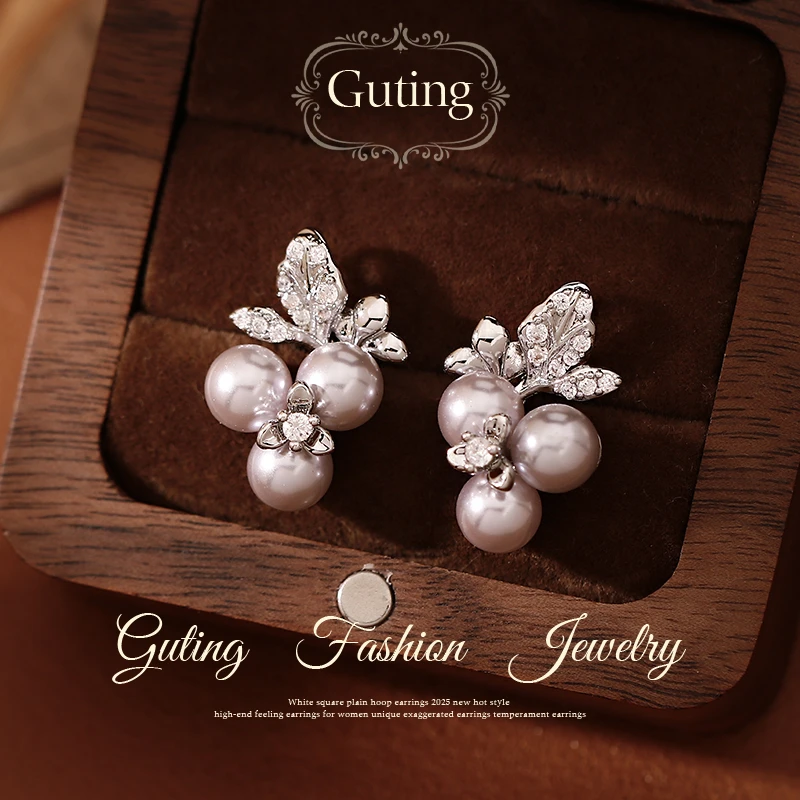 铜合金合成锆石耳饰 22960银色葡萄耳环女耳饰秋冬耳钉超好看