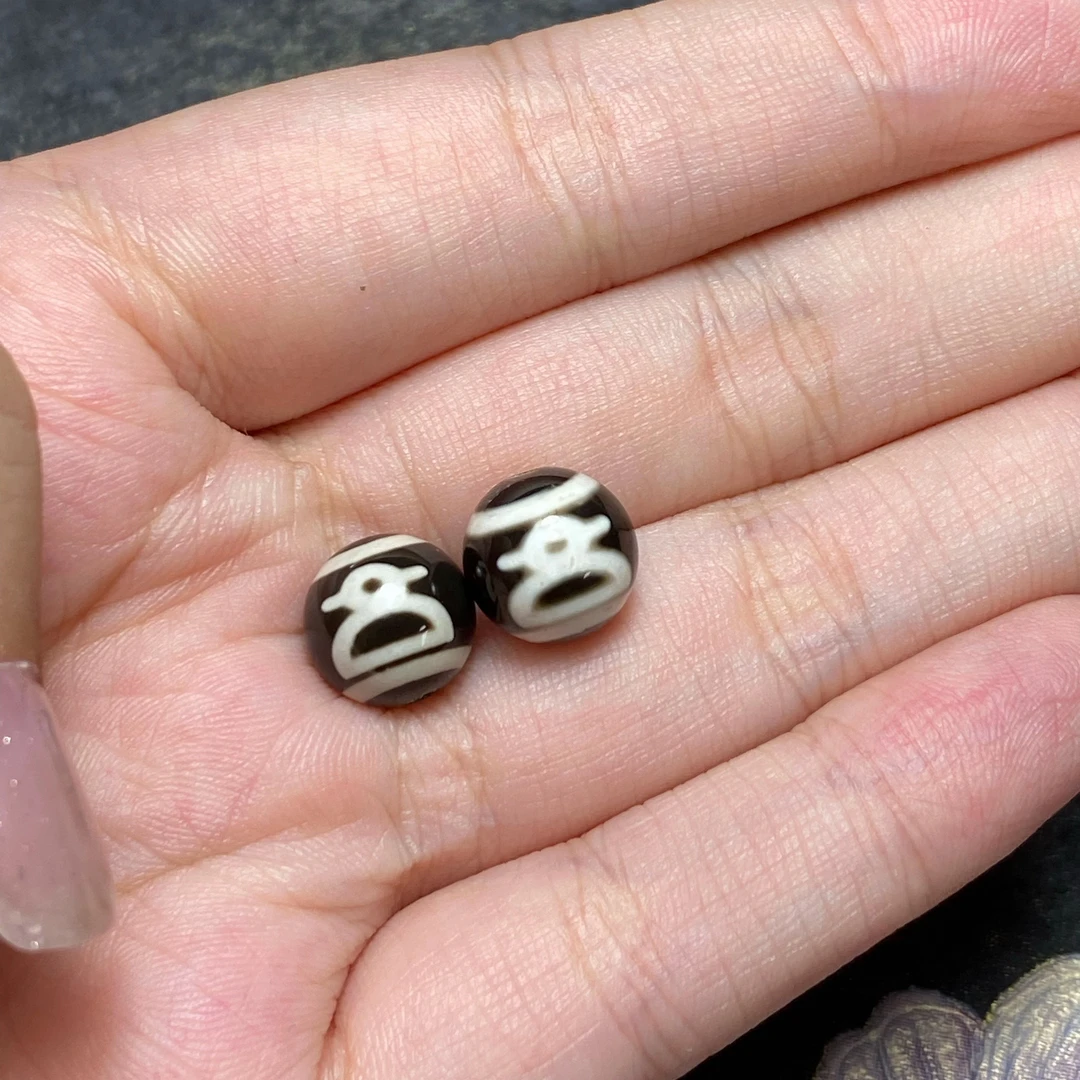 黑白财财小配珠卡10
