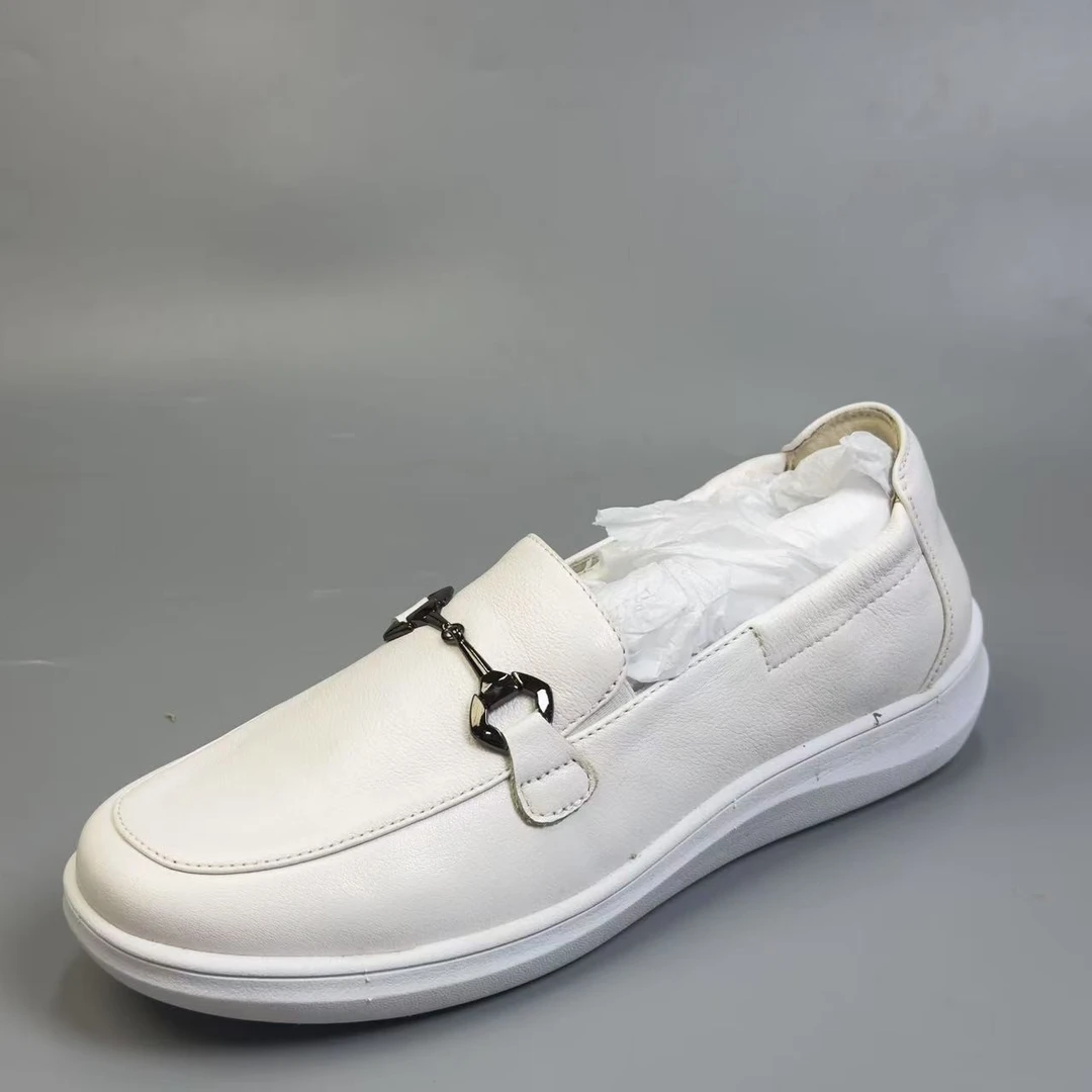 071时尚百搭休闲透气男鞋