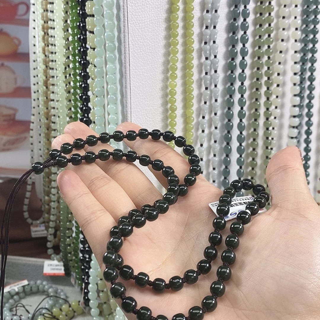 ****️和田玉未镶嵌颈饰