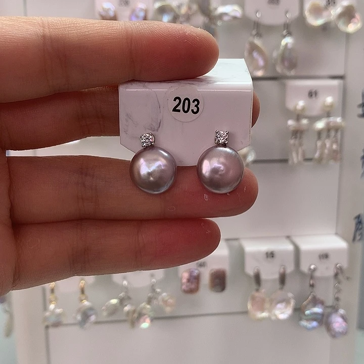 —***—无非金属巴洛克花瓣耳饰