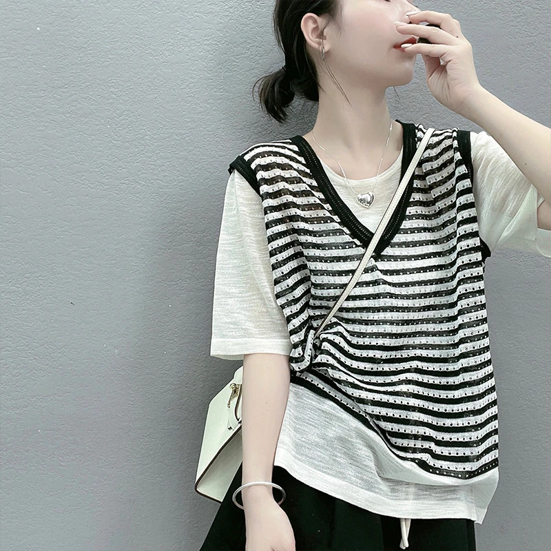 遮肚子假两件v领短袖T恤女2025夏季胖妹妹宽松显瘦百搭条纹打底衫