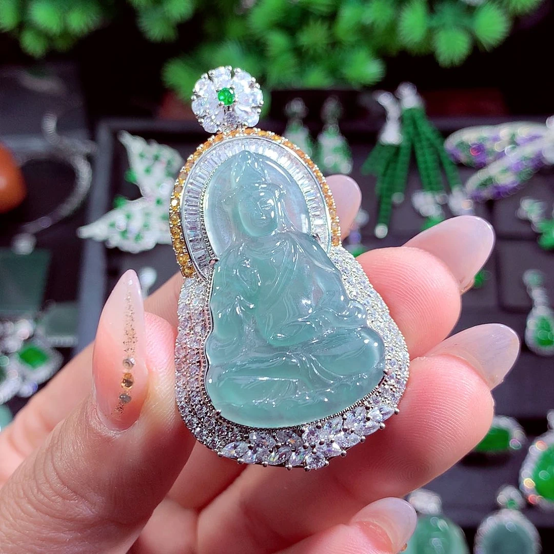 颈饰未镶嵌翡翠天然