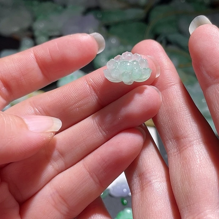 颈饰未镶嵌翡翠天