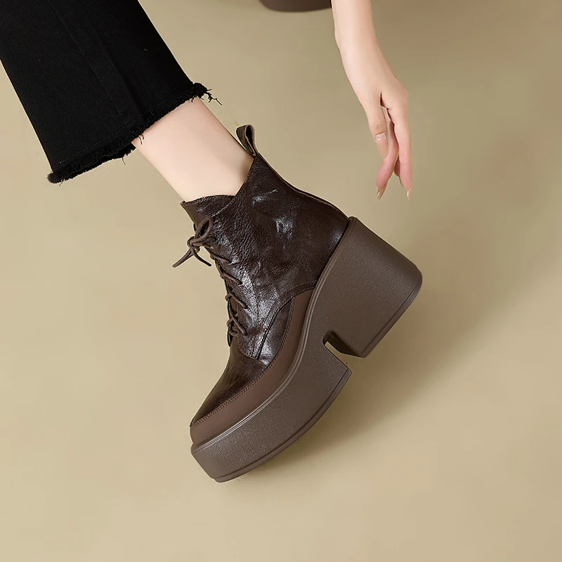 8.5cm英伦风系带马丁靴女小个子厚底短靴羊皮女靴尖头复古高跟靴