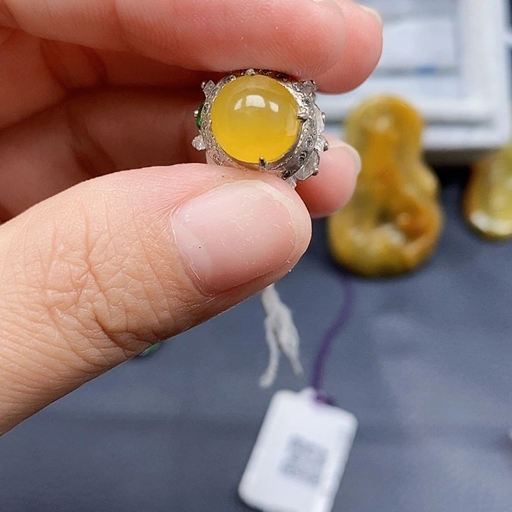 翡翠未镶嵌耳饰缅甸翡翠