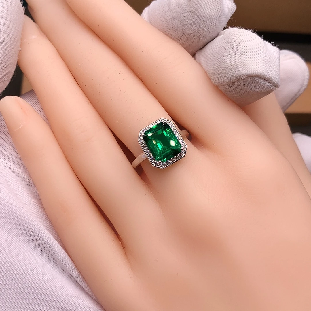 925银经典 祖母切 沃顿色戒指