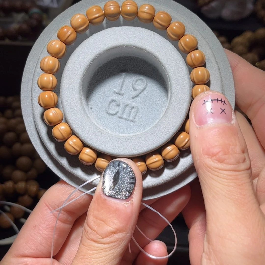 吊坠猴头核桃8+龙岩鲨鱼全品无瑕无药