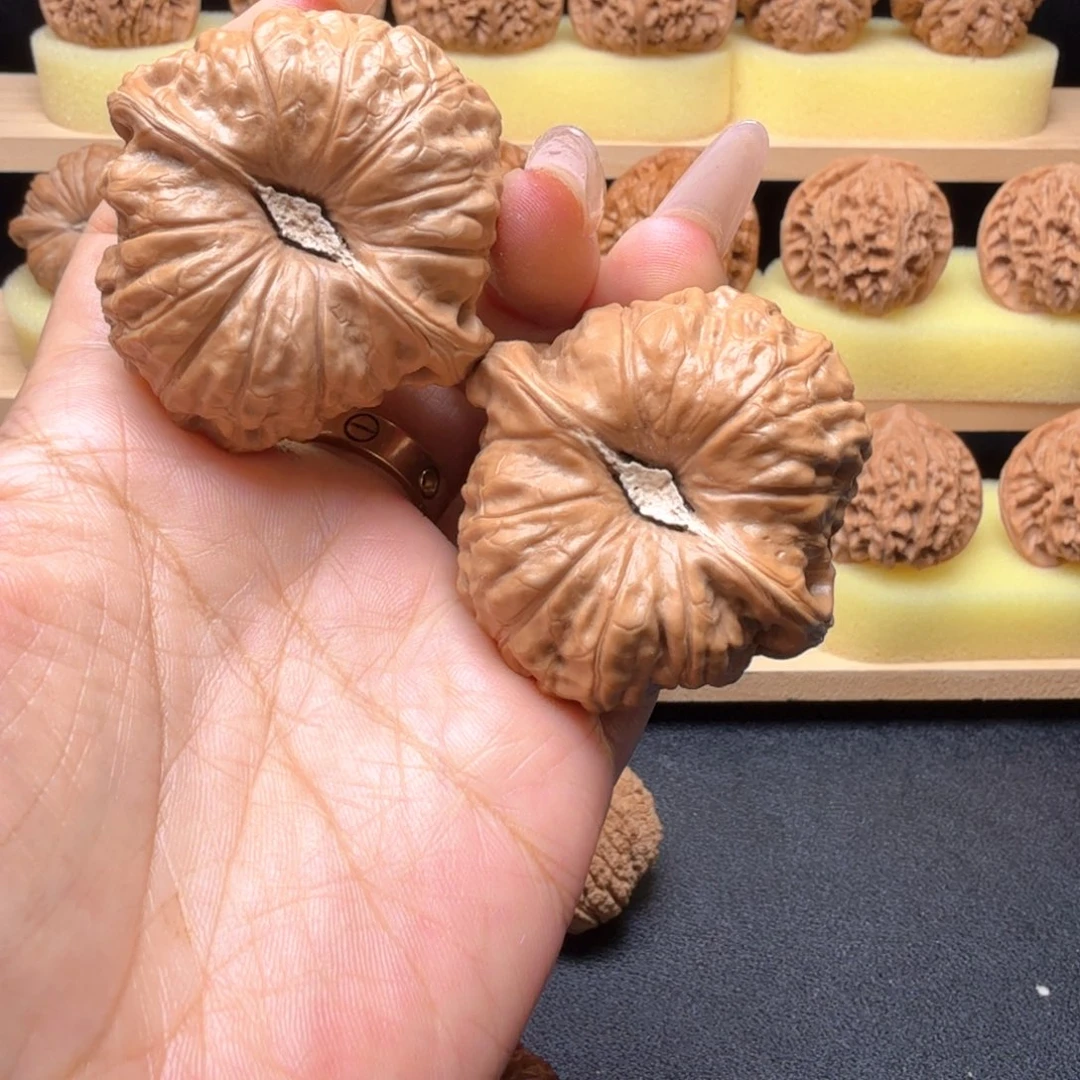 吊坠文玩核桃48尺大眼睛南瓜墩