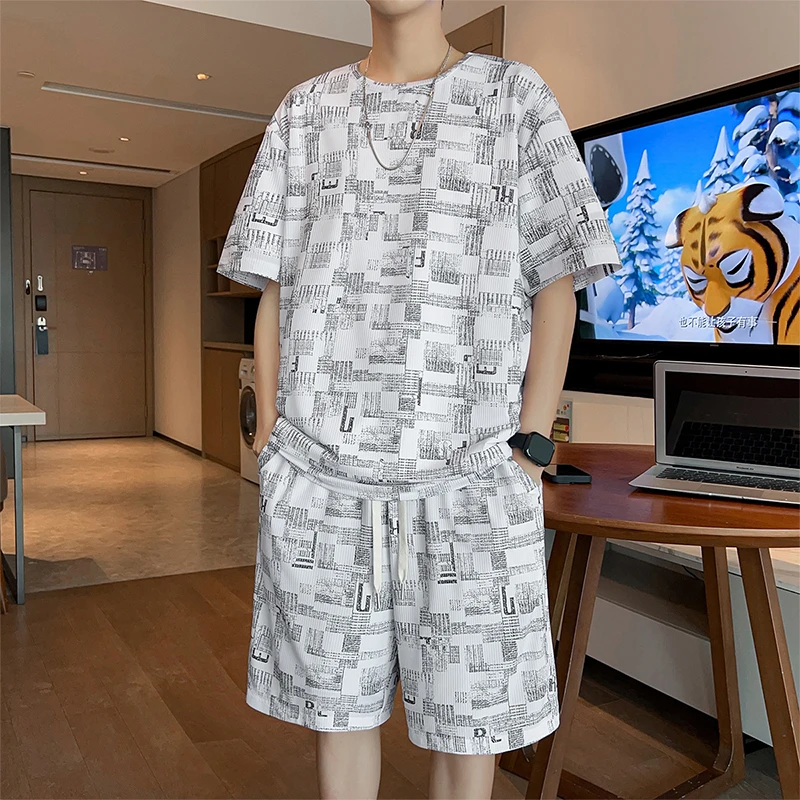 胖子大码男装冰丝满印T恤短裤套装夏季薄款宽松休闲时尚两件套装