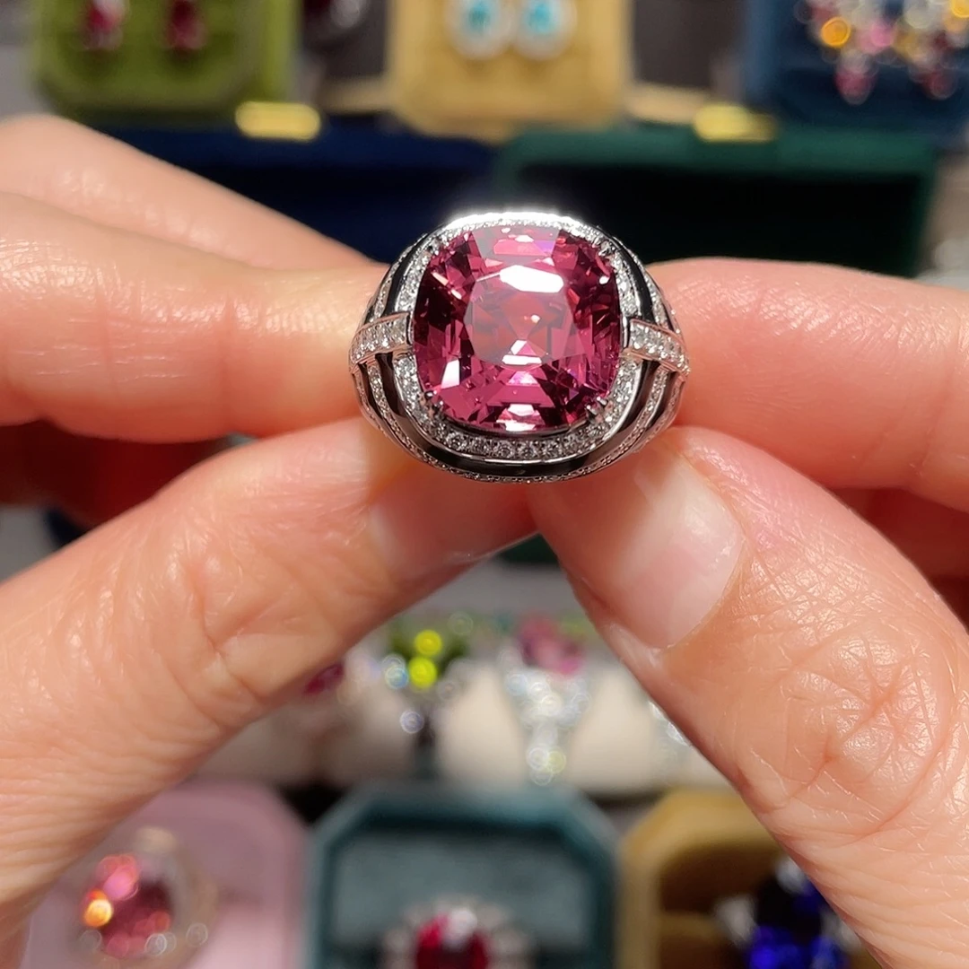 戒指18K金镶嵌碧玺9.06ct