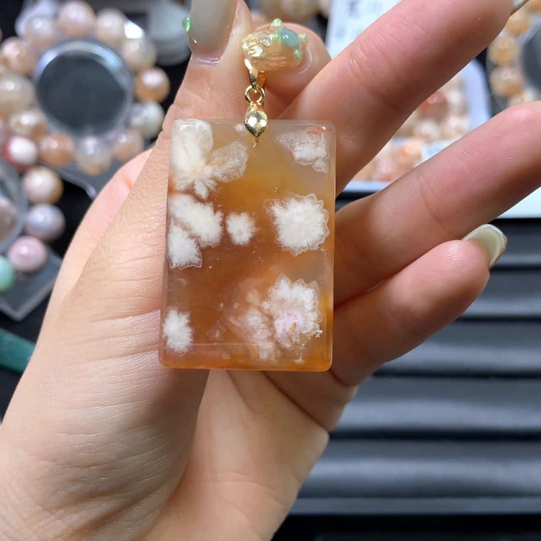 玛瑙/玉髓项圈未镶嵌