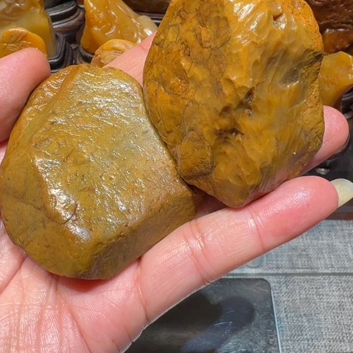 寿山石轻****山寿山石石头