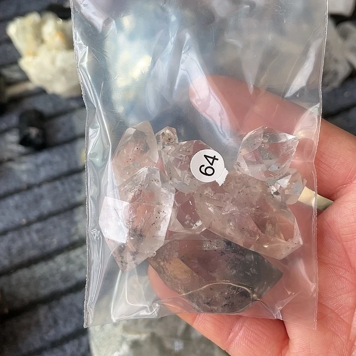 水晶耳饰未镶嵌水**家水晶