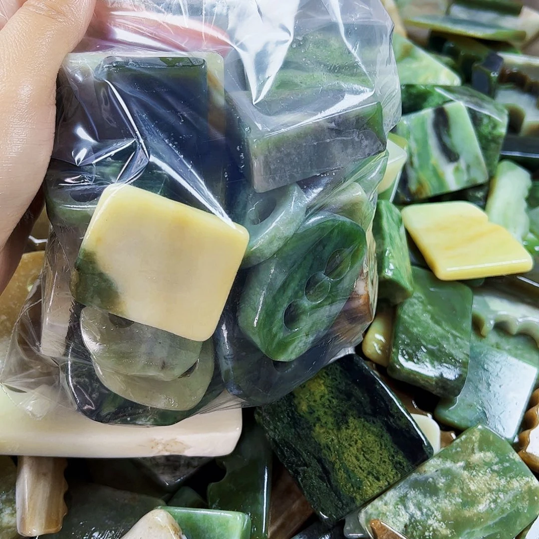 早***鸭和田玉（糖玉）未镶嵌珠宝半成品