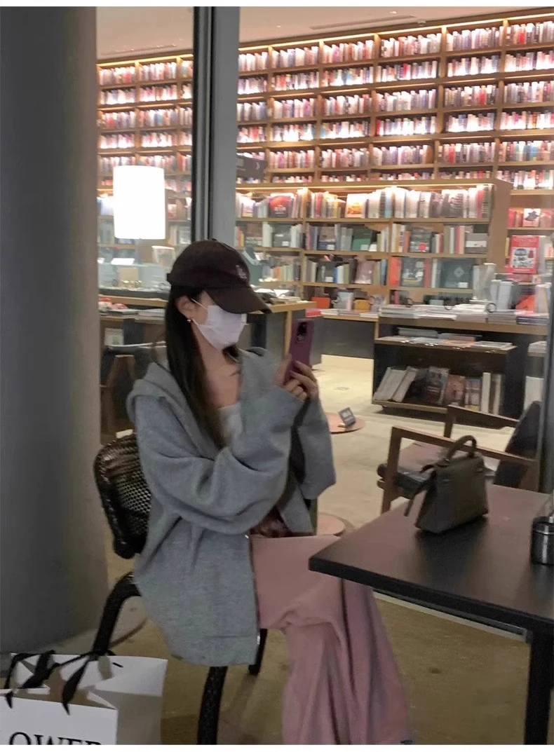 灰色卫衣外套女春秋女款穿搭开春韩系穿搭慵懒风chic春季连帽早春