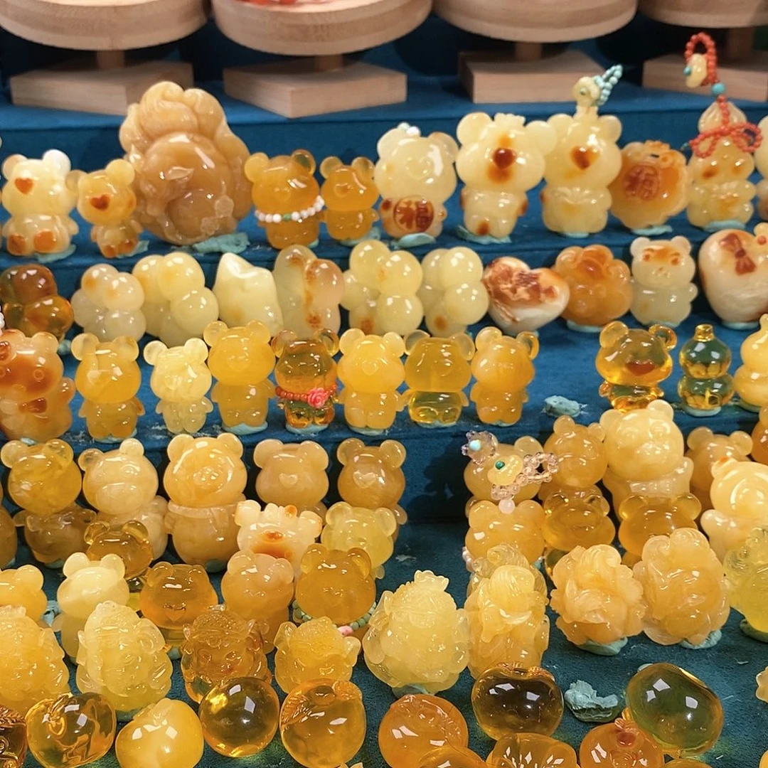 琥珀颈饰未镶嵌变***檬微信