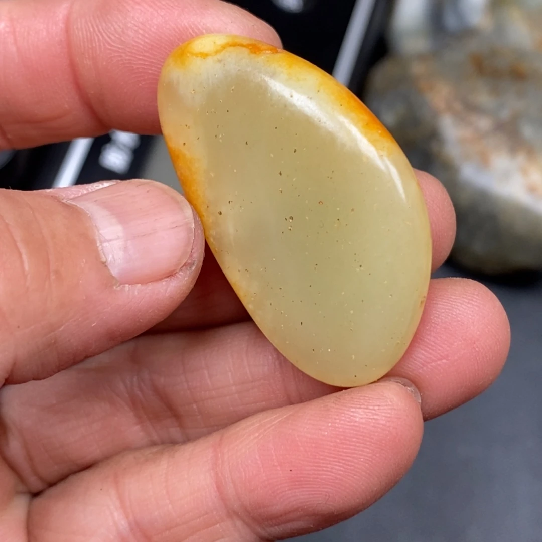 和田玉（糖玉）挂件未镶嵌