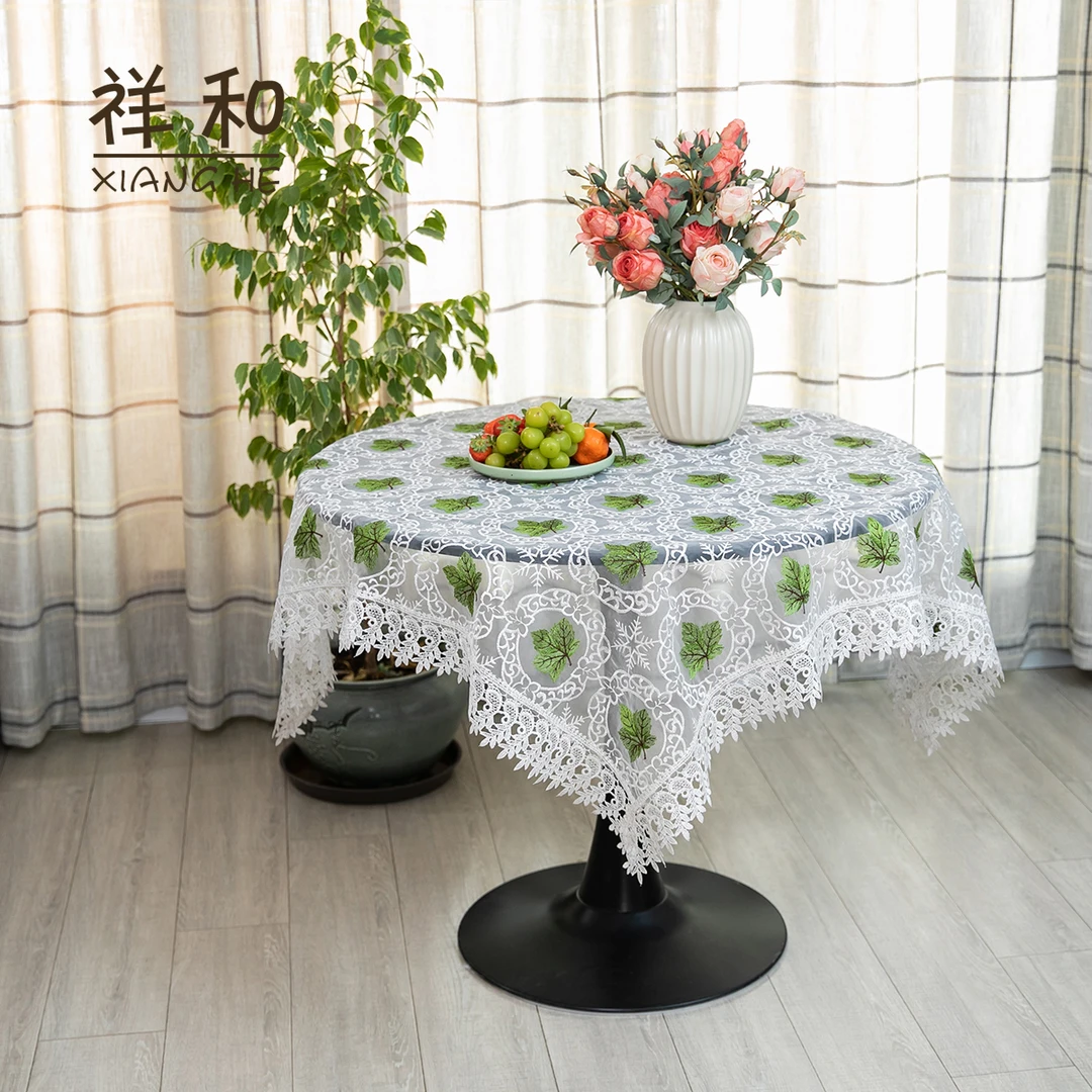 B008-6丝光线（120*120CM方）白色绿叶餐桌水溶花边盖巾