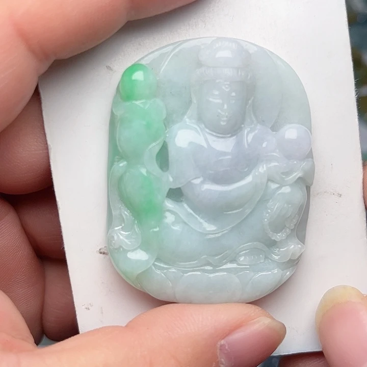 翡翠颈饰未镶嵌观音