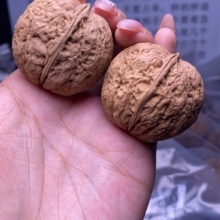 核桃云南野生铁核桃45号40mm