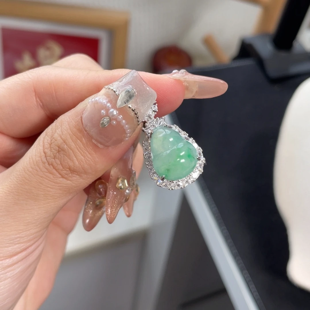 翡翠颈饰银S925镶嵌24755