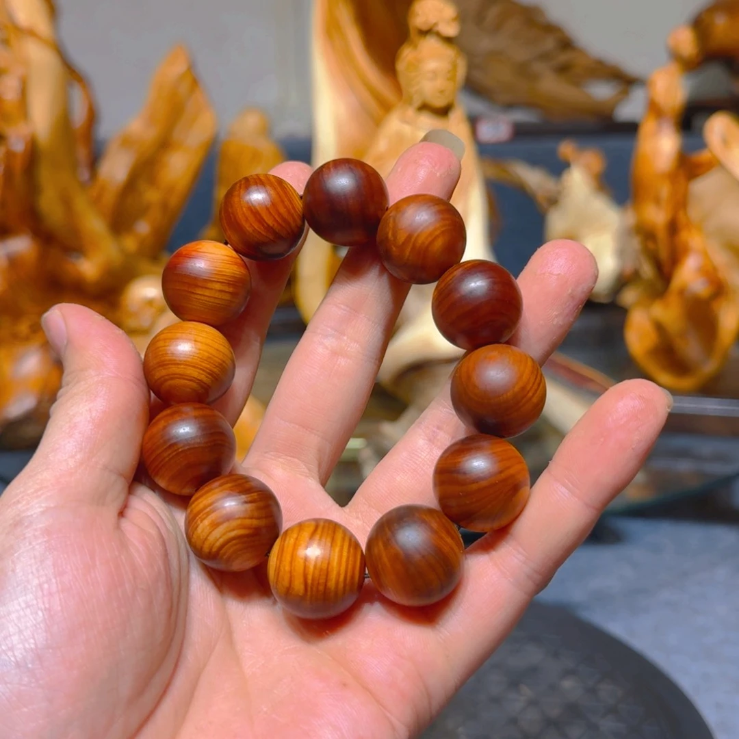 柏木（崖柏）手****8崖柏手把件摆件