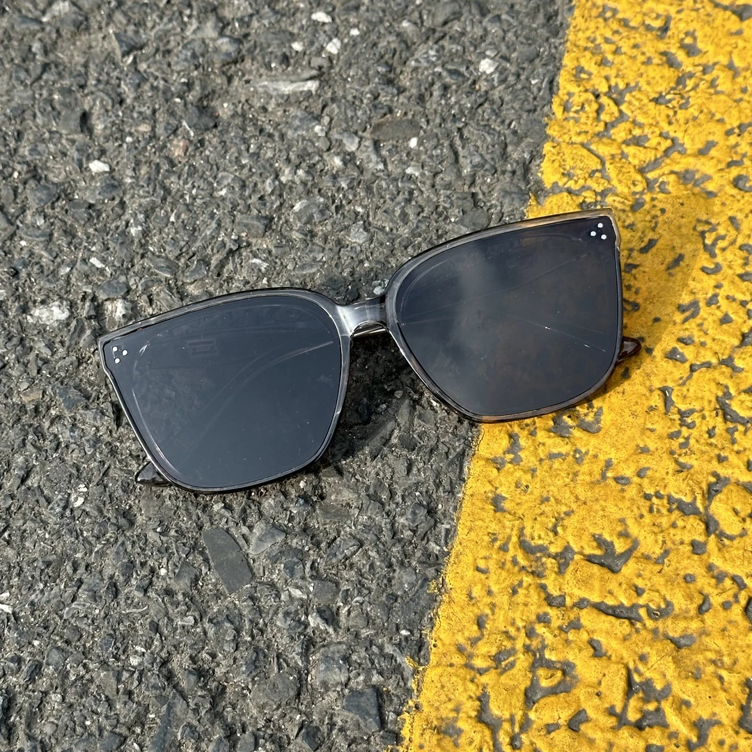 BA饰物局 H时尚潮流百搭复古太阳镜墨镜 3613