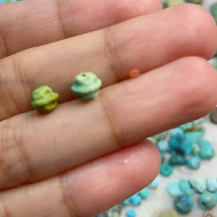 南红玛瑙未镶嵌珠宝奇石