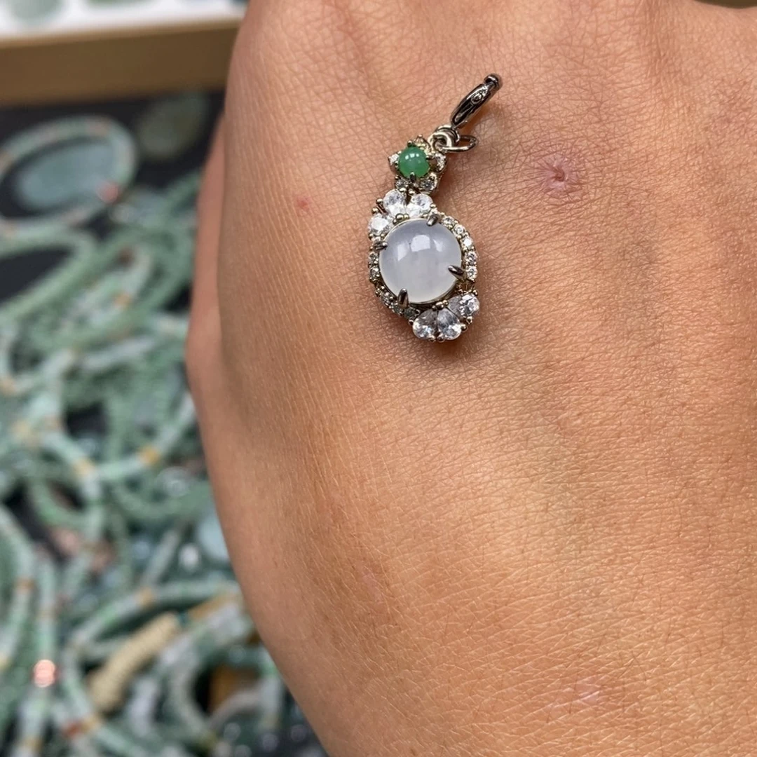 翡翠未镶嵌手链天然a货翡翠82