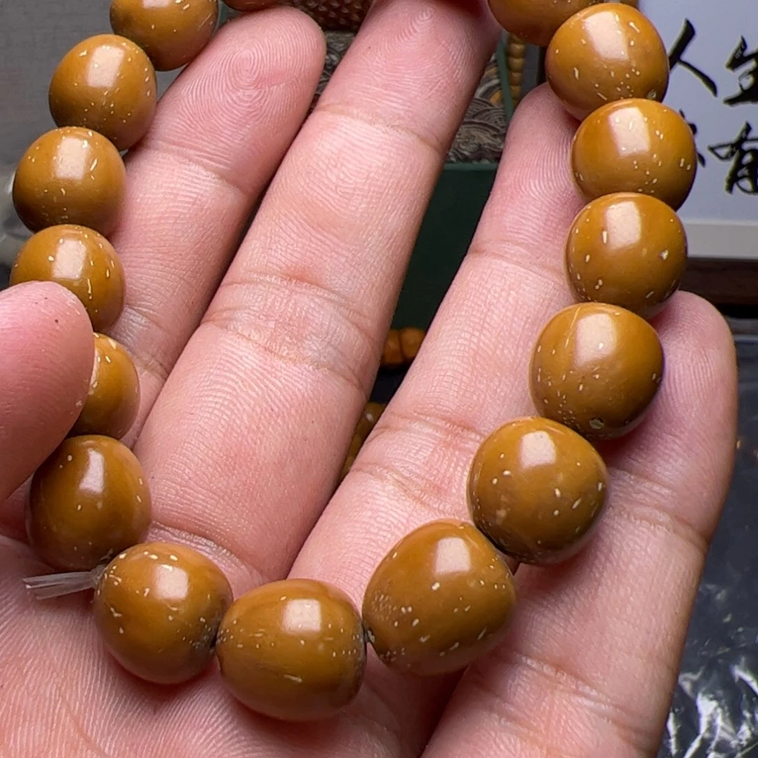 金***缘吊坠猴头核桃啦啦啦