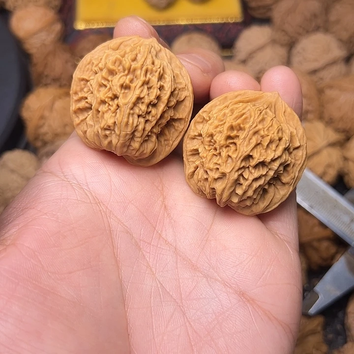 吊坠文玩核桃盘龙纹