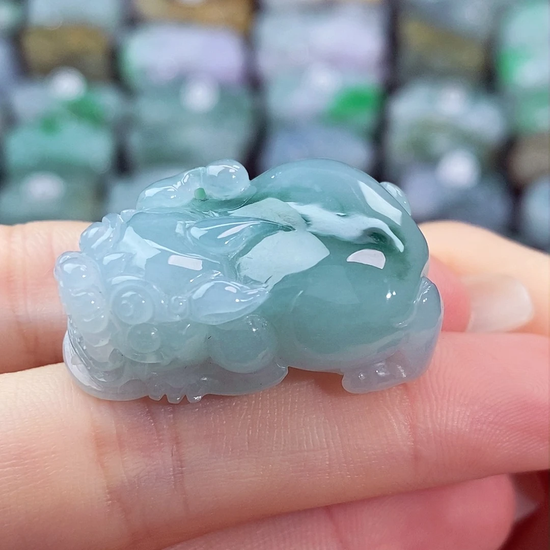 颈饰未镶嵌翡翠天然