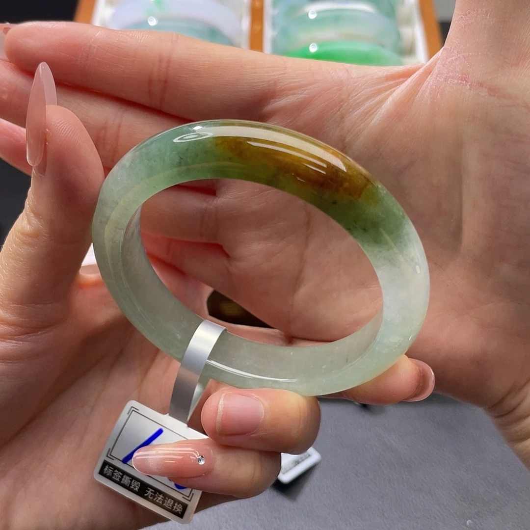 翡翠未镶嵌手镯53.6特色镯