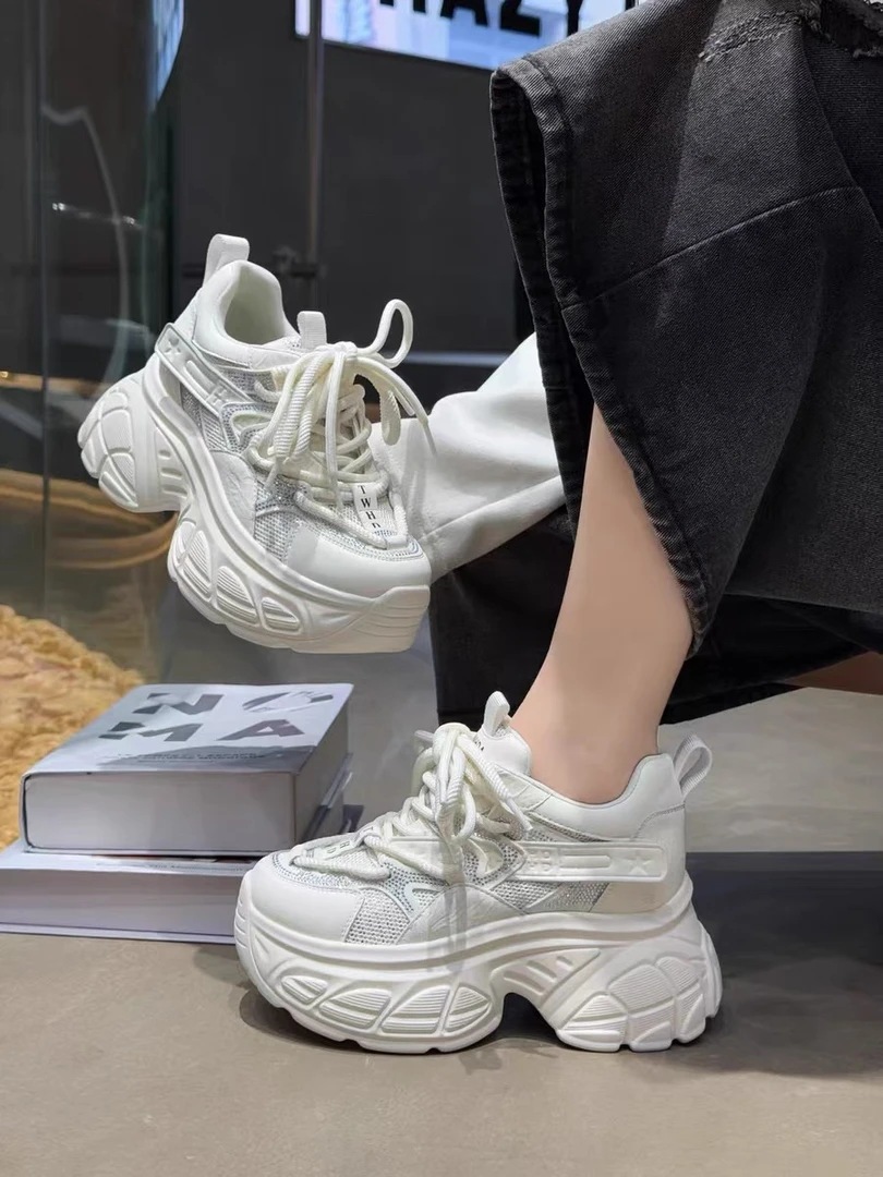 1697-1 新款厚底增高水钻运动休闲老爹鞋