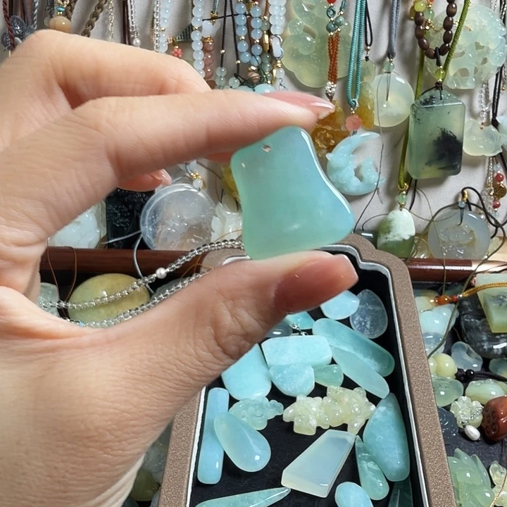 冰****蛇纹石玉合金颈饰