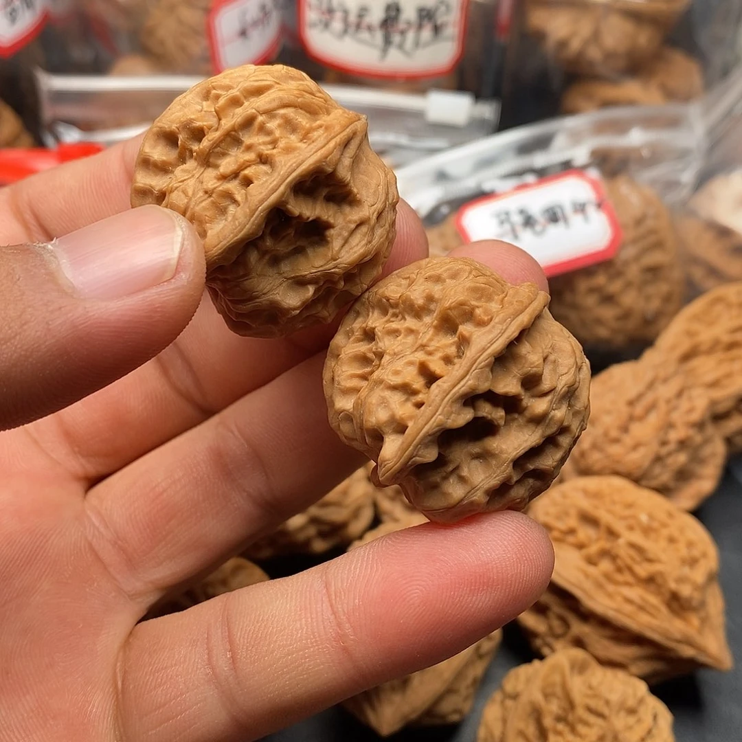 文玩核桃把件沉****言可夜郎