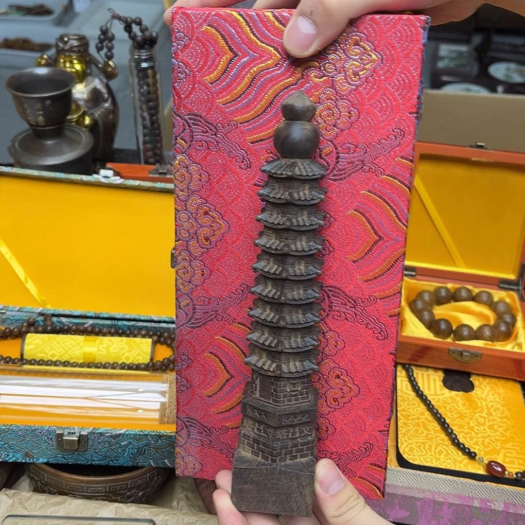 大叶紫檀（黑酸枝木类）