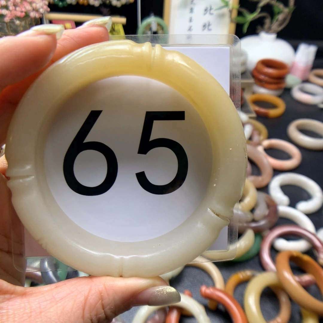 石英质玉手镯未镶嵌鹤*